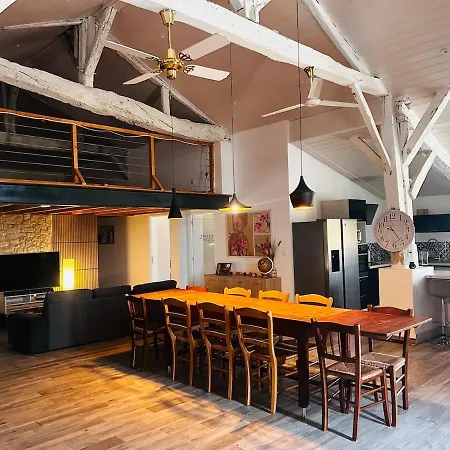 Holiday home Jolie Grange Restauree En Perigord *